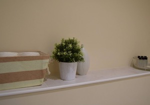 Newly refurbished, Greater London. Apartment 3