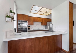 🏖️Newly Renovated | Gorgeous Condo & Location | Concierge Included!