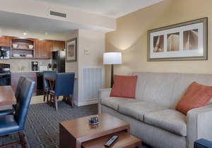 Newport July 4th 2br Long-wharf Rental