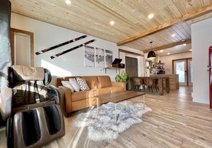 NewReno Spectacula MountainView KingBed Jacuzzi Chalet