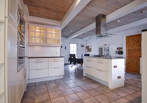 Nice home in Bredebro with WiFi