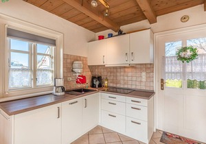 Nice home in Dithmarschen with WiFi
