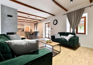 Nice home in Lisicic with WiFi