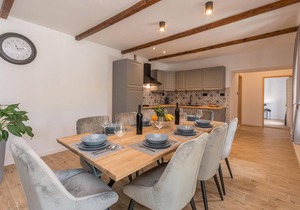 Nice home in Lisicic with WiFi