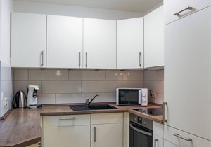 Nice home in Vlagtwedde with kitchen