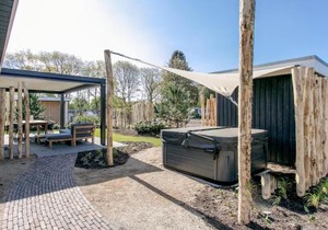 Nice Home In Voorthuizen With Kitchen