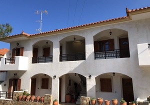 Nikos Studio 4 - Studio Apartment, Sleeps 3