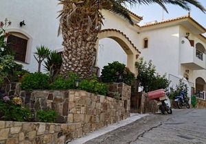 Nikos Studio 4 - Studio Apartment, Sleeps 3
