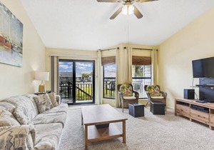 Ocean Mile L-7 is a splendid 1 bedroom / 1 bath townhome with beautiful views.