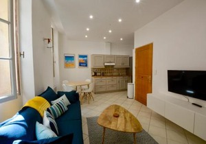 Old Town Antibes Apartment