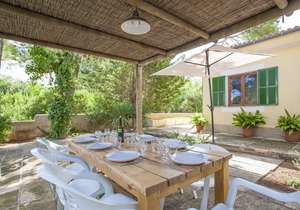 Ombra De Pins - Four Bedroom Villa, Sleeps 6