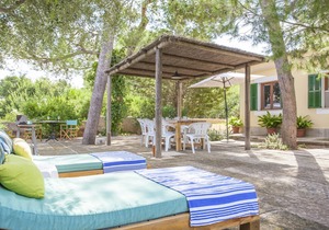 Ombra De Pins - Four Bedroom Villa, Sleeps 6