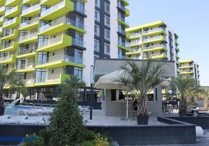 On Beach-Mamaia Residence