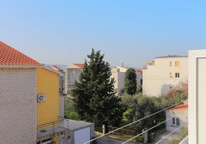 One bedroom apartment with balcony and sea view Kaštel Štafilić, Kaštela (A-18673-b)