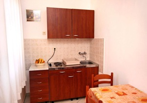One bedroom apartment with terrace Rovanjska, Paklenica (A-6209-a)