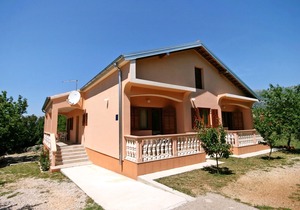 One bedroom apartment with terrace Rovanjska, Paklenica (A-6209-a)