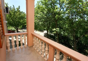 One bedroom apartment with terrace Rovanjska, Paklenica (A-6209-a)