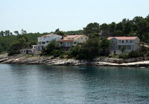 One bedroom apartment near beach Basina, Hvar (A-4599-g)