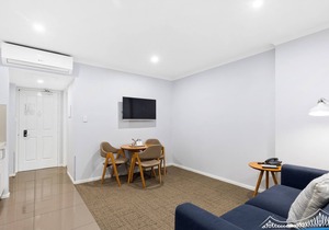 One Bedroom Unit in the Heart of Kangaroo Point