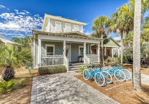 Open Concept Floor Plan, Spacious, 4 Bikes, Beach Please