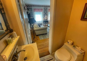 Open Hearth Inn Suite 2 - 10 min to Acadia!