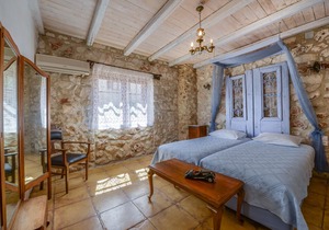 ''ORFOS VILLAS''- 3 BEDROOM LUXURY VILLA WITH PRIVATE POOL-SLEEP 6