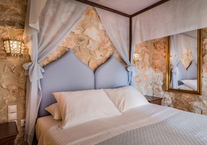''ORFOS VILLAS''- 3 BEDROOM LUXURY VILLA WITH PRIVATE POOL-SLEEP 6
