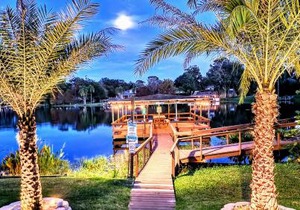 Orlando Lakefront Tiny Homes 6 plus month Rentals