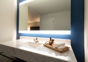 Oxford Suites Portland - Jantzen Beach