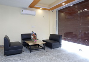 OYO 10603 Hotel Mahima Palace