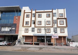 OYO 10603 Hotel Mahima Palace