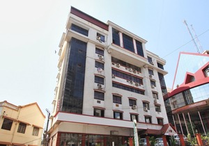 OYO 10632 Hotel Brigade Royal