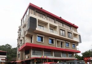 OYO 17106 Hotel Royal