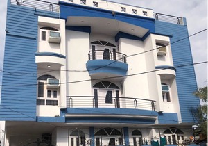 OYO 23109 Hotel Crossroads