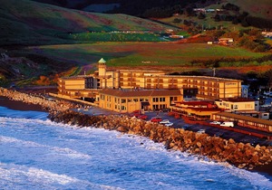 Pacifica Lighthouse Hotel Trademark Collection by Wyndham