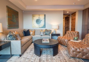 Padre Canyon Residences - King Suite