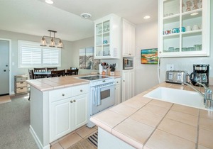 Pajaro Dunes Resort: Top floor Modern Condo with Dazzling Ocean Views - Sleeps 6