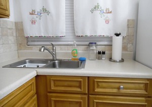 PalmSprings Accommodations - 2 Bedroom Apt., Near Horseshoe Bay