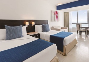 Park Royal Mazatlan Upscale Junior Suite with Pool & GYM