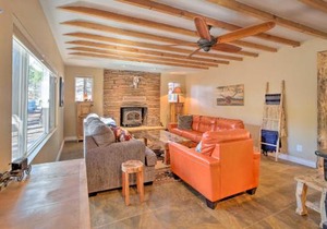 Patio and Fenced Yard Cozy Payson Cabin Retreat