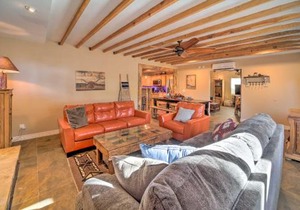 Patio and Fenced Yard Cozy Payson Cabin Retreat