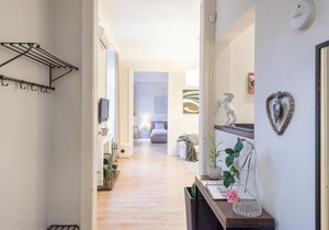 Paulay Apartment