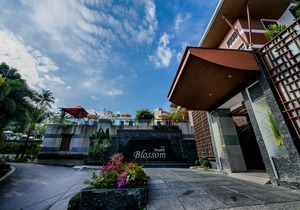 Peach Blossom Resort Phuket (SHA Extra Plus)