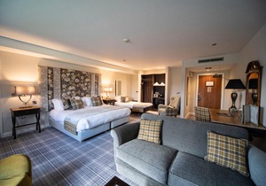 Peak Edge Hotel