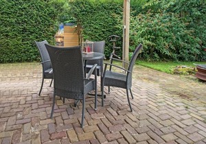 Picturesque Holiday Home in Oldenzaal with Jacuzzi