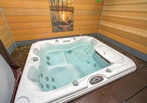 Picturesque Holiday Home in Oldenzaal with Jacuzzi