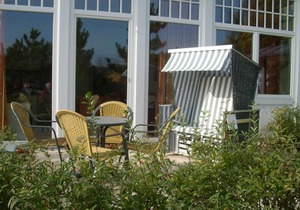 Pilot house, sea air, close to the beach