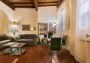 Pitti Studio apartment by Mmega