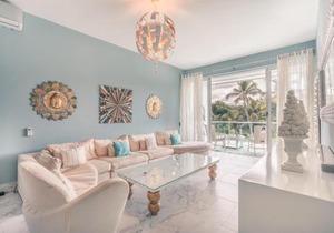Playa Bonita Jaw-ping Apartment at Lake View