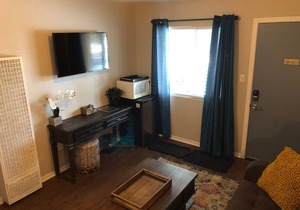 Playpark Lodge Unit 15 Queen Family Suite